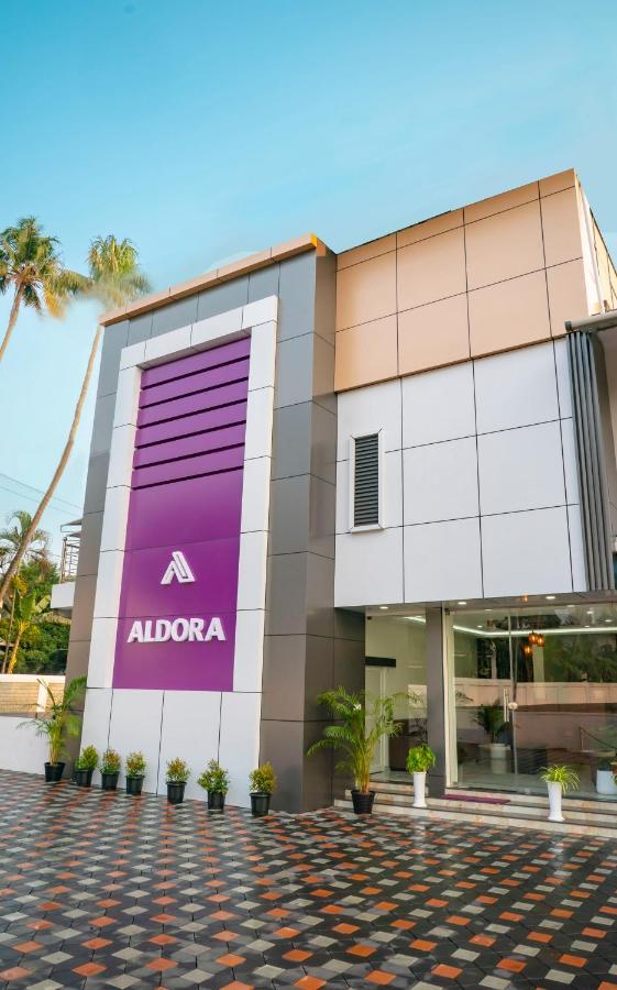 Aldora Airport Residency Hotel Nedumbassery Exterior photo